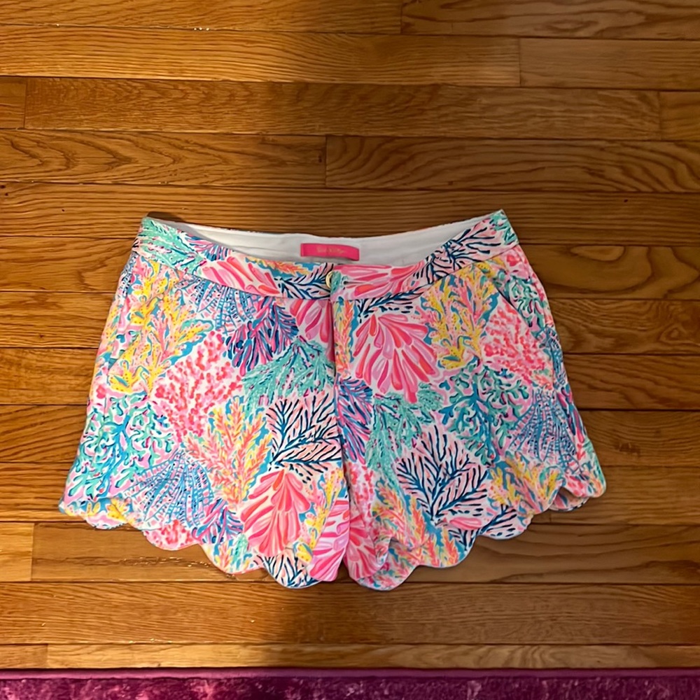 Lilly Pulitzer Size 4 Buttercup Shorts